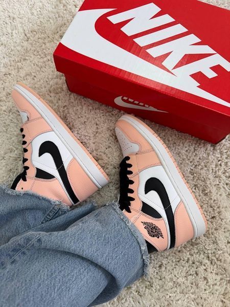 Женские кроссовки Nike Air Jordan 1 розовые Найк Джордан кожаные Arm-J_0044 фото