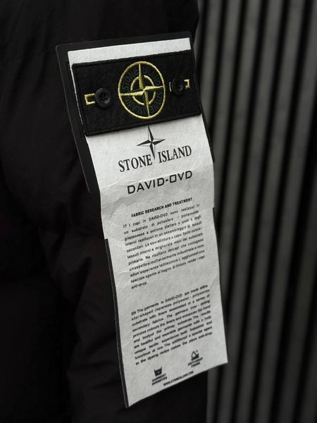 Мужская зимняя куртка Stone Island черная Пуховик Стон Айленд с капюшоном Хар-305 фото