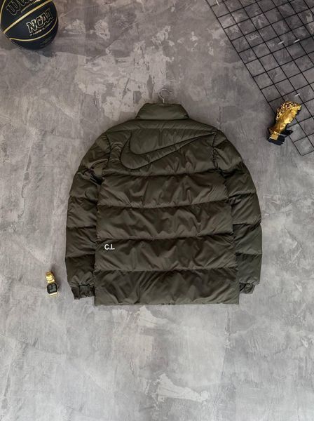 Мужская зимняя куртка Nike Nocta хаки Пуховик Найк Нокта без капюшона Моло-33703 фото