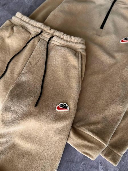 Мужской зимний спортивный костюм Nike оверсайз бежевый Комплект Найк без капюшона плюшевый Моло-7R-3 фото