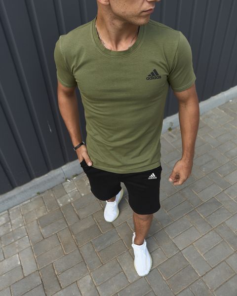 Мужской летний костюм Adidas Футболка Шорты хаки с черным комплект Адидас Intr-8797257875 фото