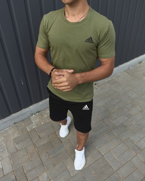 Мужской летний костюм Adidas Футболка Шорты хаки с черным комплект Адидас Intr-8797257875 фото