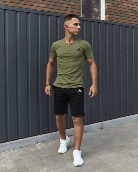 Мужской летний костюм Adidas Футболка Шорты хаки с черным комплект Адидас Intr-8797257875 фото