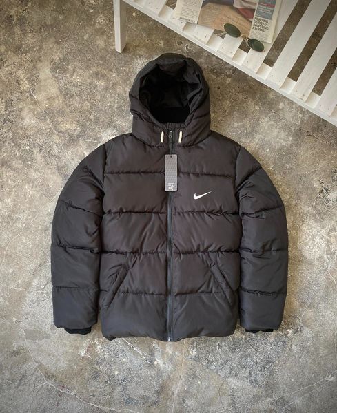 Мужская зимняя куртка Nike черны с капюшоном Пуховик Найк Костюм Rap-RD266/RD015/RD277 фото