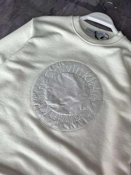 Мужской свитшот Calvin Klein белый Кофта Кельвин Кляйн без капюшона Моло-760-14 фото