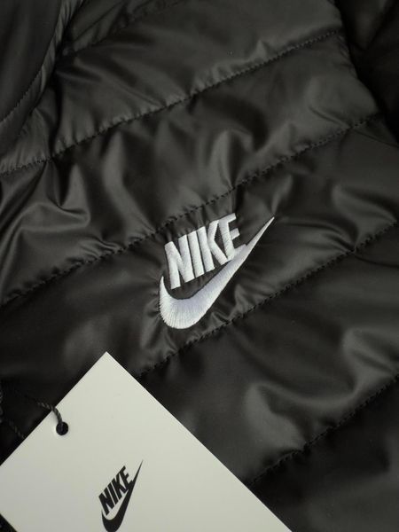 Чоловіча куртка Nike чорна Хар-853 фото
