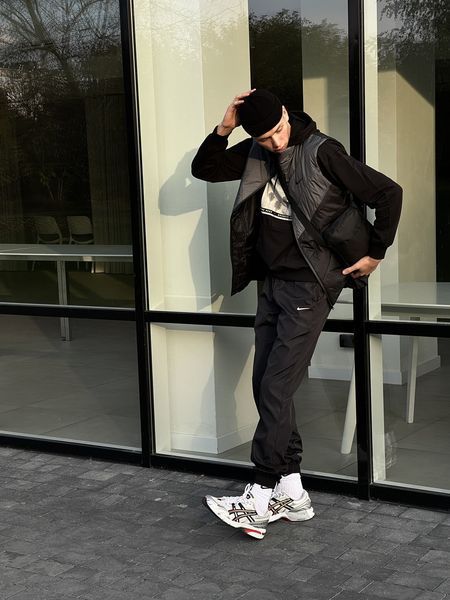Чоловічий спортивний костюм Nike з плащової тканини сірий Комплект Найк Жилетка Штани Барсетка Intr-1620133723 фото