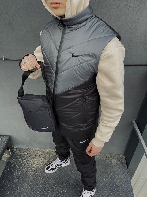 Мужской спортивный костюм Nike из плащевки серый Комплект Найк Жилетка Штаны Барсетка Intr-1620133723 фото