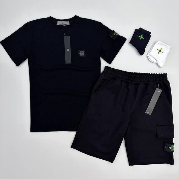 Мужской летний костюм Футболка Шорты Кепка Stone Island черно-белый с патчем Стон Айленд хар-890 фото