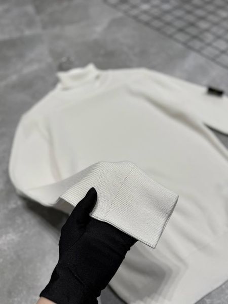 Мужской зимний гольф Stone Island с патчем под горло белый Свитер Стон Айленд Моло-900-403 фото