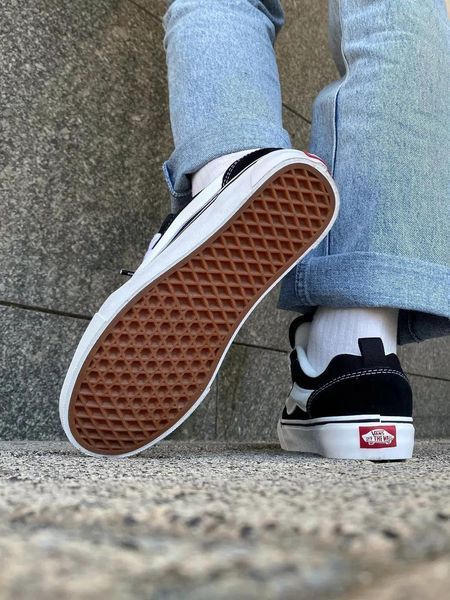 Женские кеды Vans Knu Skool черно-белые замшевые Кроссовки Ванс Кну Скул Arm-KNU1 (коп1) фото