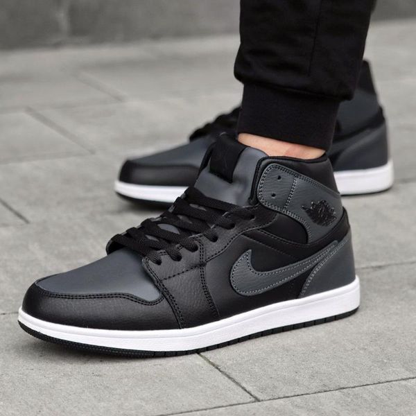 Мужские зимние кроссовки Nike Air Jordan 1 черные с серым Найк Джордан кожаные Arm-A831 фото