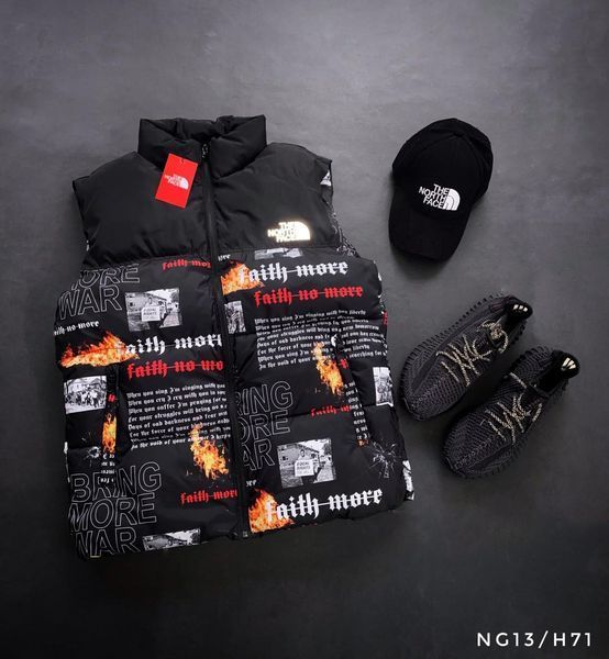 Мужская жилетка The North Face 700 черная Безрукавка ТНФ Бандана Smm-NG9 фото