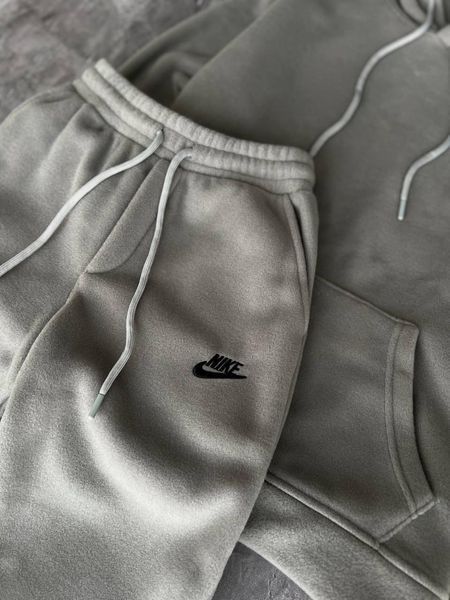 Мужской зимний спортивный костюм Nike серый Комплект Найк плюшевый Худи Штаны Моло-89-02 фото