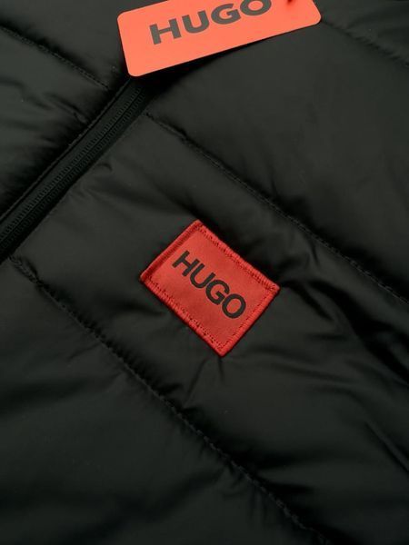Мужской спортивный костюм Hugo Boss 8в1 черный Комплект Хьюго Босс Костюм Жилетка Футболка Шорты Кепка Хар-635 фото