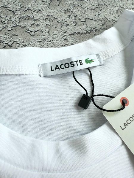 Мужская футболка Lacoste белая Хар-891 фото