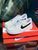 Женские кроссовки Nike Air Force белые с черным кеды Найк Аир Форс Скр-FL020403-ТА фото