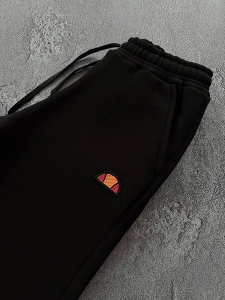 Мужской зимний спортивный костюм Ellesse без капюшона хаки с черным Комплект Элис Свитшот Штаны Хар-309 фото