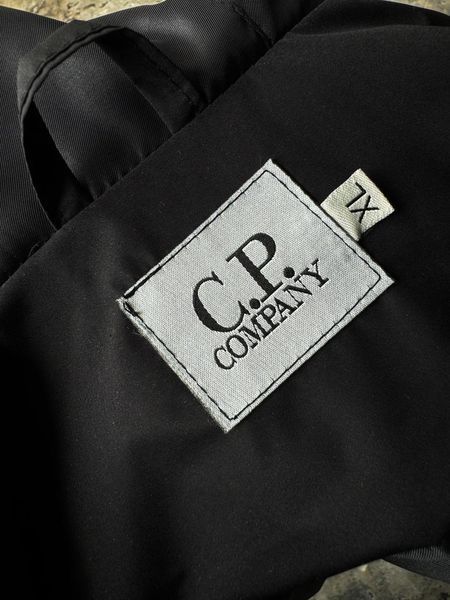 Мужская ветровка C.P. Company с капюшоном черная Куртка С.П. Компани из плащевки Rap-RD371 фото