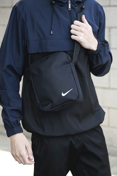 Чоловічий спортивний костюм Nike із плащової тканини чорний з синім Найк Анорак Штани Барсетка Intr-1602932188 фото