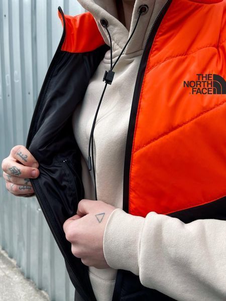 Мужской спортивный костюм The North Face из плащевки оранжевый Комплект ТНФ Жилетка Штаны Барсетка Intr-1620137284 фото