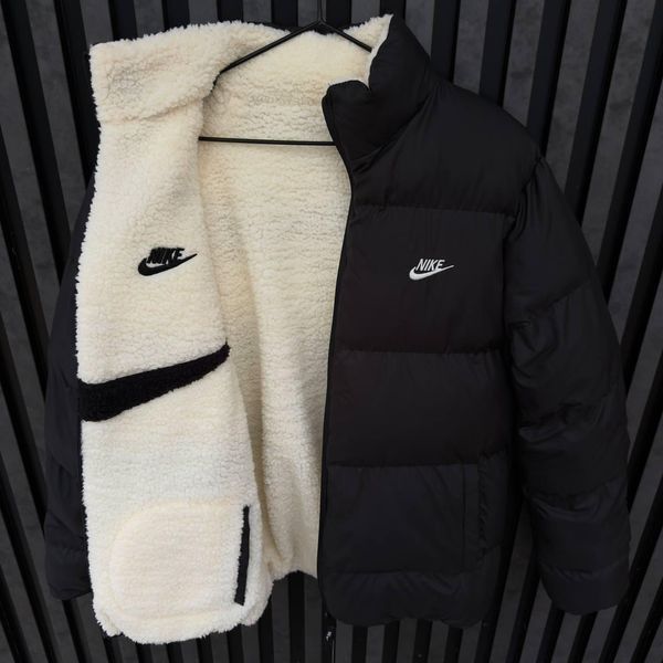 Мужская зимняя двухсторонняя куртка Nike Big Swoosh на меху черная Пуховик Найк без капюшона Хар-485 1 фото