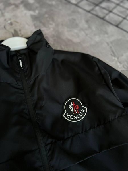 Мужская ветровка Moncler с капюшоном черная Куртка Монклер из плащевки демисезонная Моло-MNC-1 фото