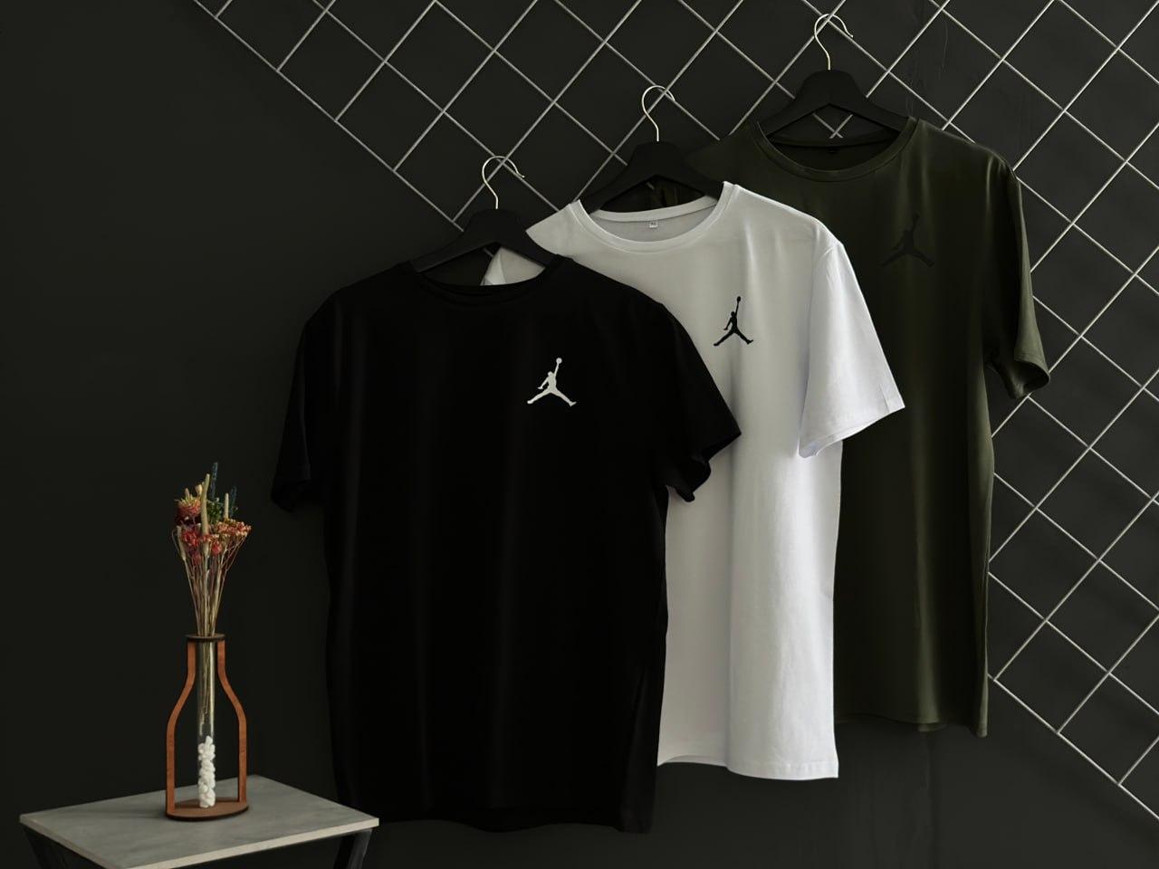 Чоловіча футболка Jordan 3 шт чорна хакі біла бавовняна Теніска Джордан