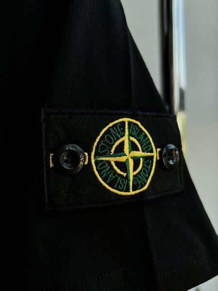 Чоловічий літній костюм Футболка Шорти Stone Island чорний з патчем Стон Айленд Моло-67-13 фото