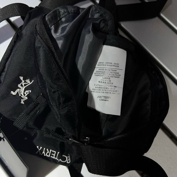 Мужская сумка мессенджер Arcteryx черная Барсетка через плечо Арктерикс Cap-0120 фото