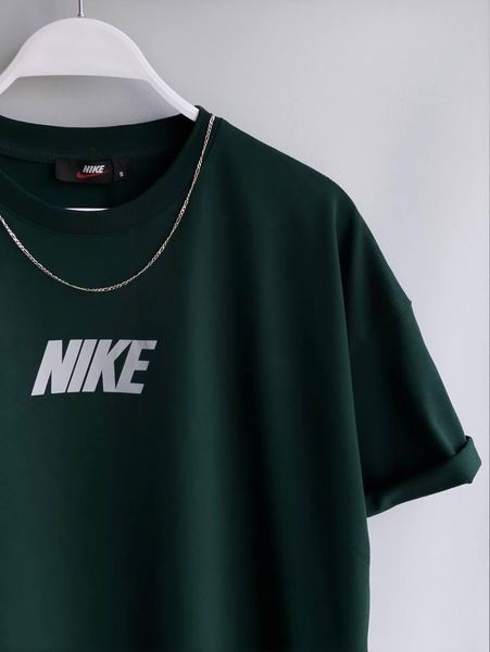 Чоловіча оверсайз футболка Nike зелена Найк з рефлективним лого Моло-4085 фото