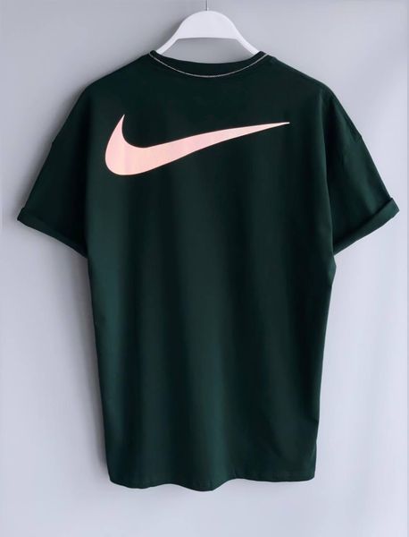 Чоловіча оверсайз футболка Nike зелена Найк з рефлективним лого Моло-4085 фото