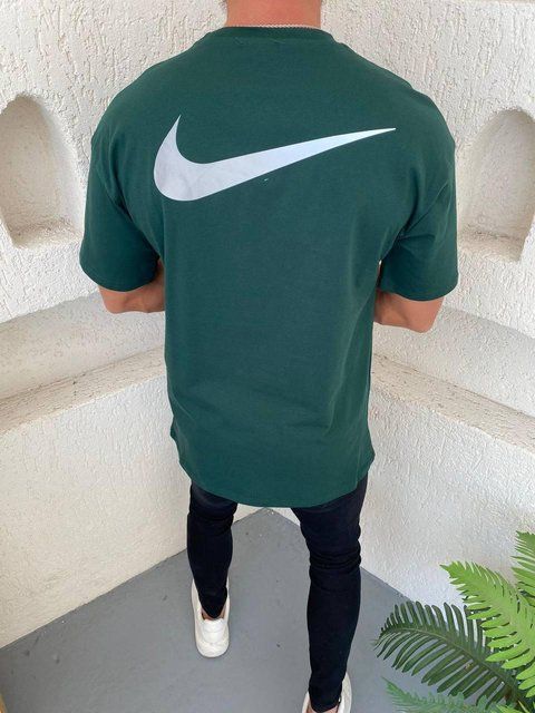Чоловіча оверсайз футболка Nike зелена Найк з рефлективним лого Моло-4085 фото