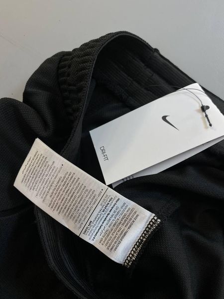 Мужские спортивные шорты Nike Big Swoosh белые Найк Биг Свуш Arm-Dr_39123 фото