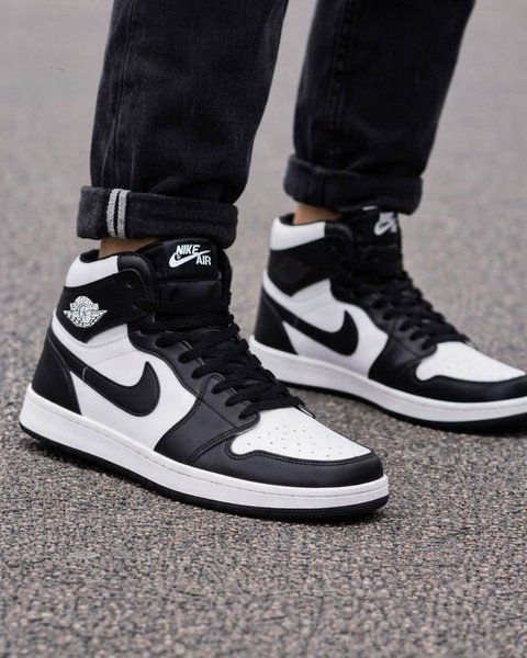 Чоловічі кросівки Nike Air Jordan 1 чорні Arm-A830 фото