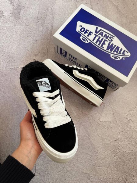 Мужские зимние кеды Vans Knu Skool черно-белые Ванс Кну Скул на меху замшевые Arm-1274 1 фото