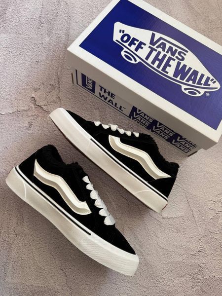 Мужские зимние кеды Vans Knu Skool черно-белые Ванс Кну Скул на меху замшевые Arm-1274 1 фото