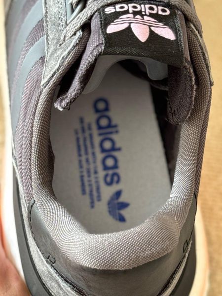 Мужские кроссовки Adidas ZX500 RM серые замшевые в сетку Адидас Arm-Vc_764 фото