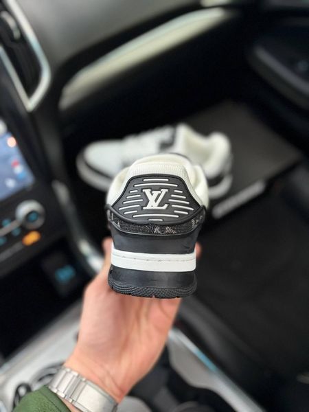 Жіночі кросівки Louis Vuitton Trainer чорно-білі шкіряні Луї Віттон Arm-B1155-2 фото
