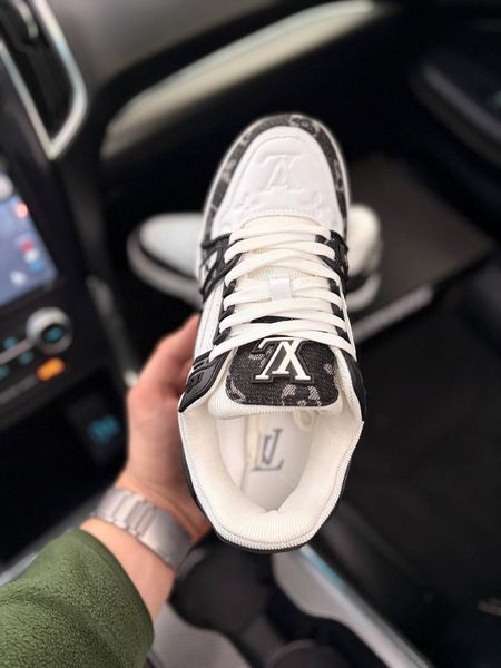 Жіночі кросівки Louis Vuitton Trainer чорно-білі шкіряні Луї Віттон Arm-B1155-2 фото