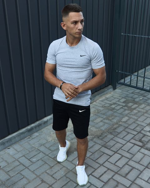Чоловічий літній костюм Nike Футболка Шорти сірий із чорним комплектом Найк Intr-9852144482 фото