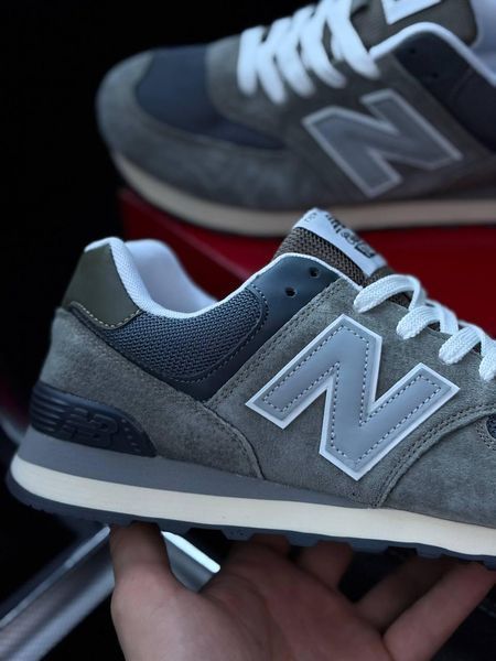 Мужские кроссовки New Balance 574 замшевые серые Arm-A574-19 фото