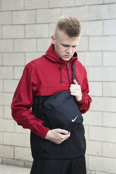 Чоловічий спортивний костюм Nike з плащової тканини чорний з червоним Комплект Найк Анорак Штани Барсетка Intr-1586951792 фото
