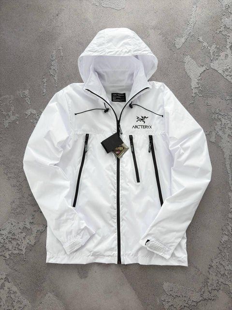 Мужская ветровка Arcteryx на Gore-Tex белая Куртка демисезонная легкая с капюшоном Хар-551 фото