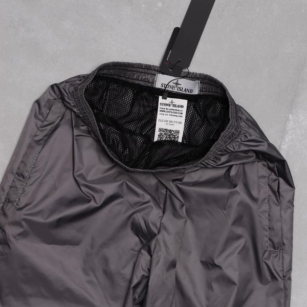 Чоловічі штани Stone Island сірі з патчем Брюки Стон Айленд з плащівки на резинці Ads-200 фото