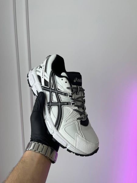 Чоловічі кросівки Asics Gel-Kahana 8 текстильні зі шкіряними вставками біло-чорні Асікс Гель Кахана Las-1025 фото