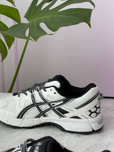 Чоловічі кросівки Asics Gel-Kahana 8 текстильні зі шкіряними вставками біло-чорні Асікс Гель Кахана Las-1025 фото
