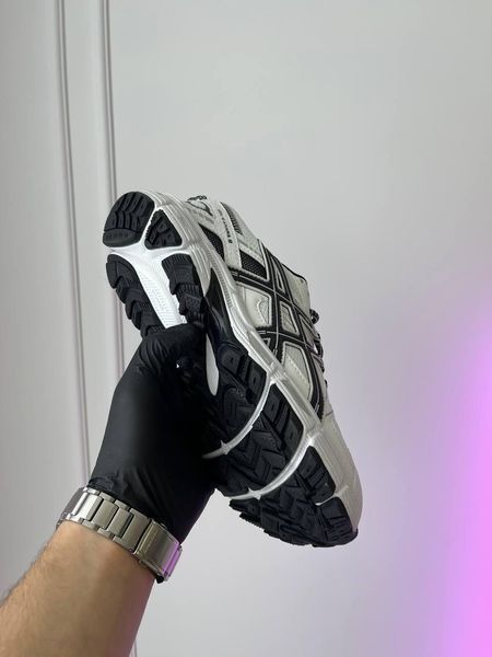 Чоловічі кросівки Asics Gel-Kahana 8 текстильні зі шкіряними вставками біло-чорні Асікс Гель Кахана Las-1025 фото