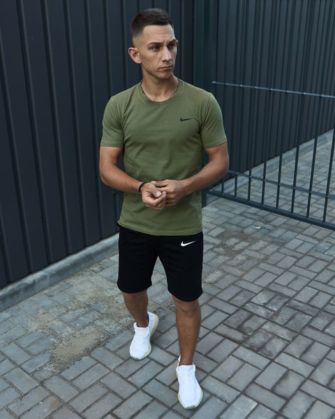 Мужской летний костюм Nike Футболка Шорты Барсетка хаки Комплект Найк Intr-1623311524 фото