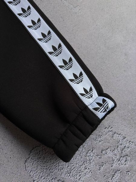 Мужской зимний спортивный костюм Adidas без капюшона черный Комплект Адидас Хар-697 фото